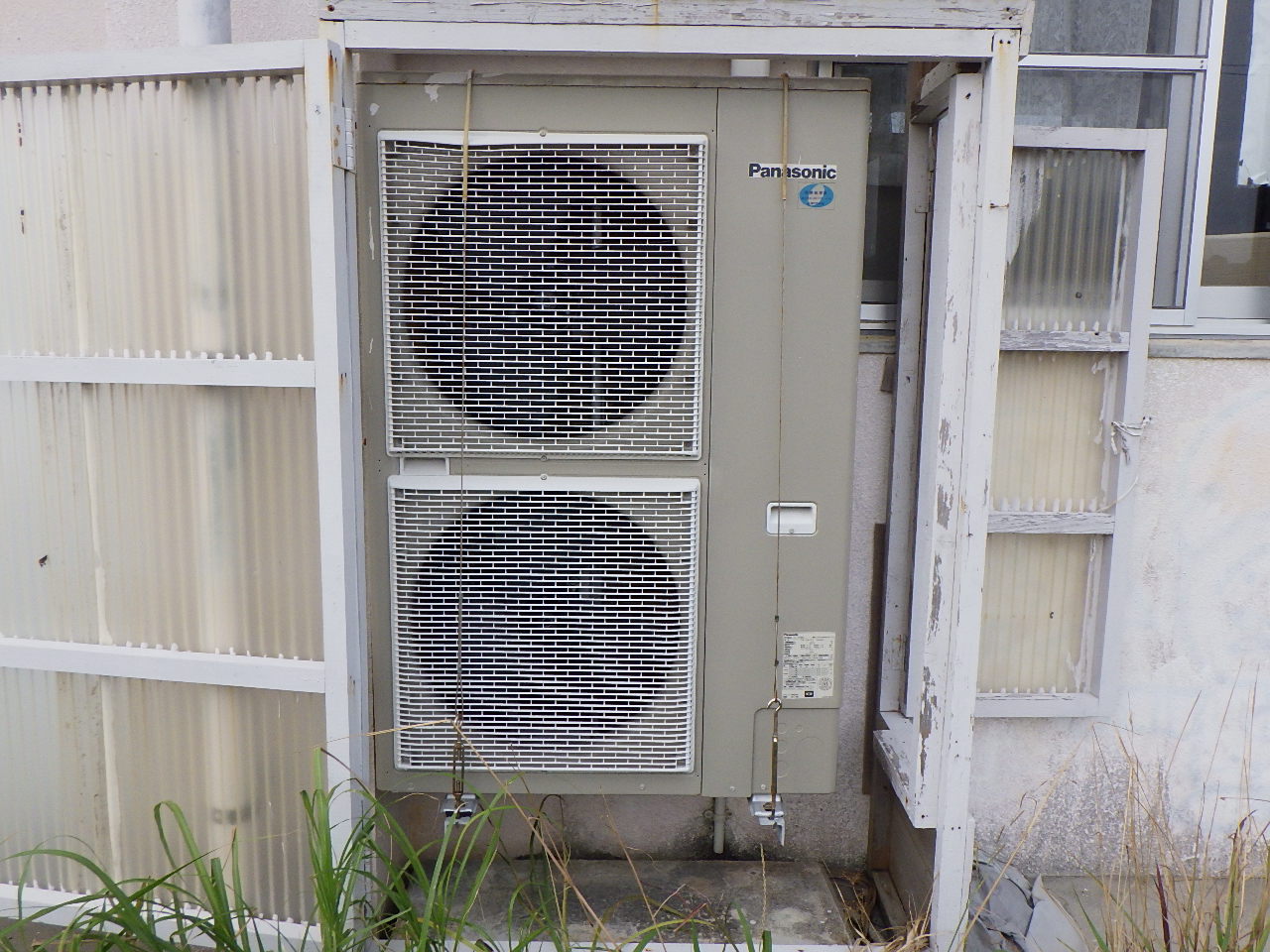 離島への旅客待合所（船便）を省エネ診断しました。